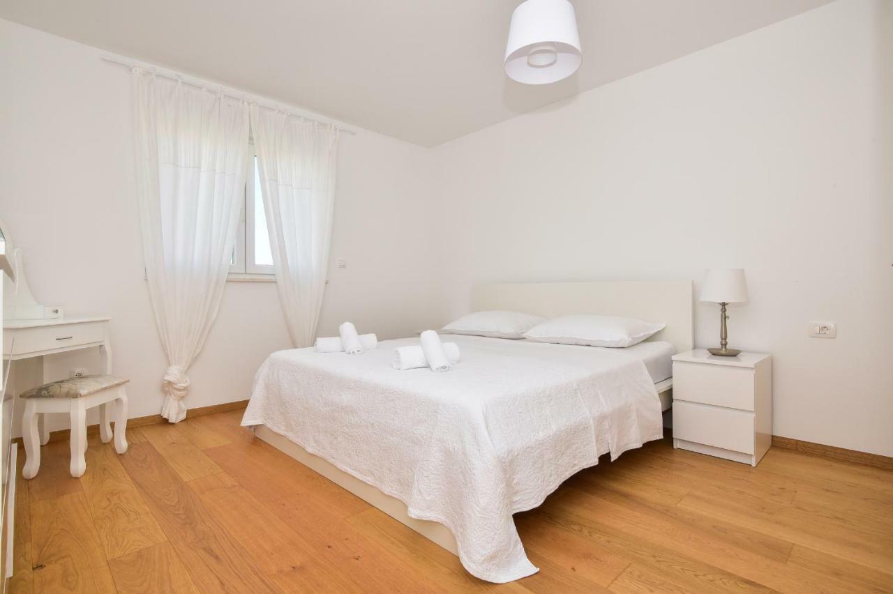 Apartment Ricca Seaview Makarska Eksteriør bilde